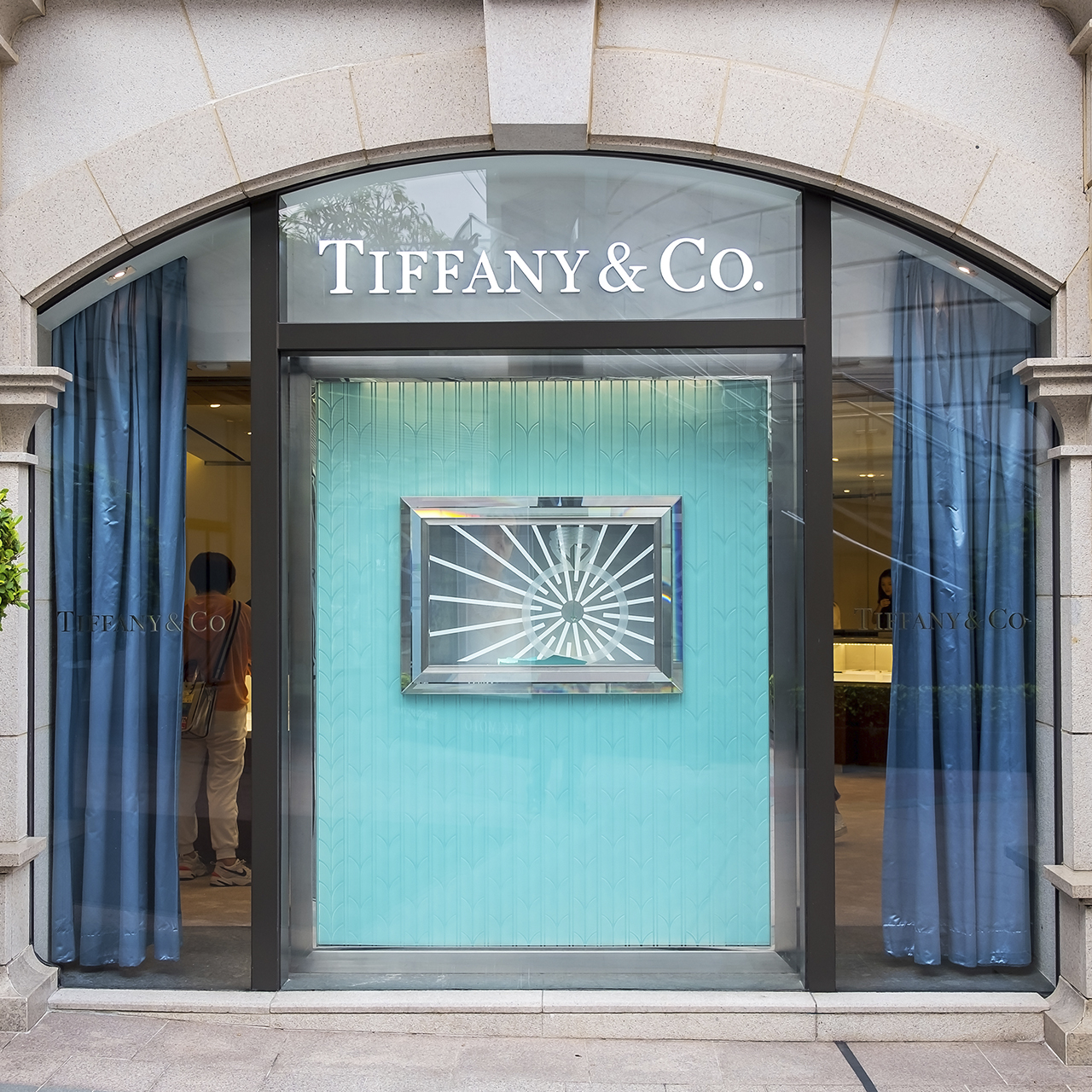 Louis Vuitton Quiere Comprar A Tiffany & Co