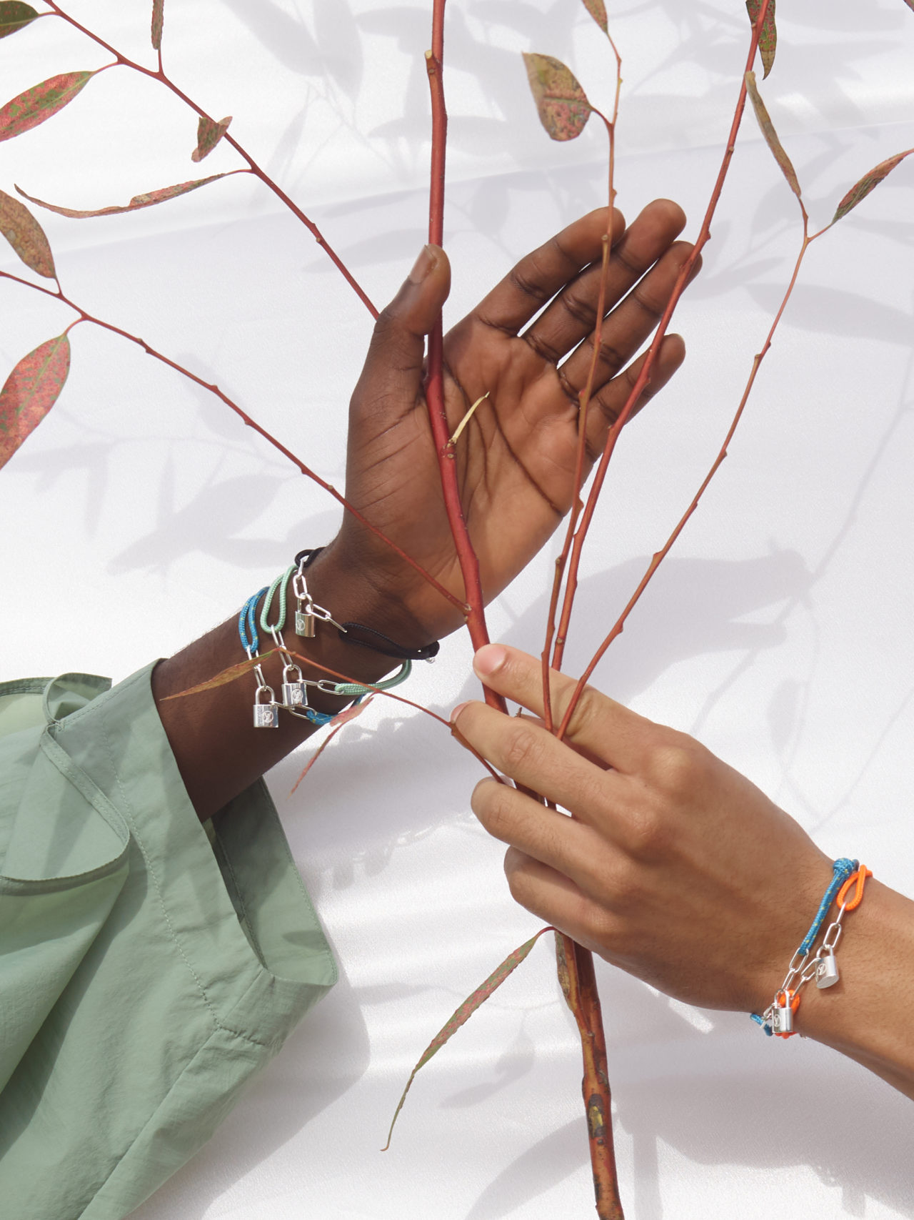 La colección de pulseras de Virgil Abloh en apoyo a la UNICEF — DMX32